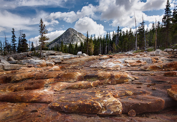 Potters Point - Lyell Canyon